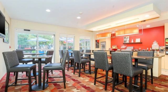Sonesta Simply Suites Houston Brookhollow