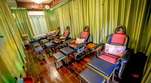 MRK Resort & Massage, Забронировать Курортный отель Лопбури Lopburi Province