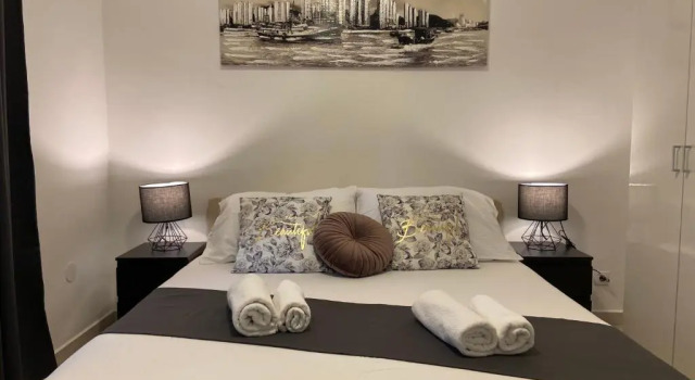 Коттедж с 4 комнатами Holiday Home Darko