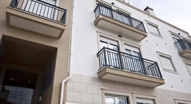 Apartamentos Páteo Vicente, Забронировать Апартаменты/квартира Назаре Оэсте, рядом с Порт Назаре