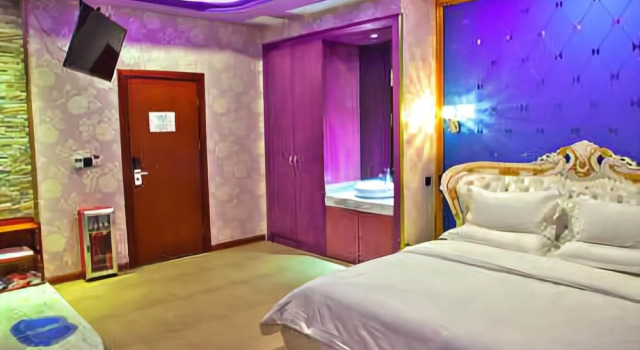 2099 Hotel