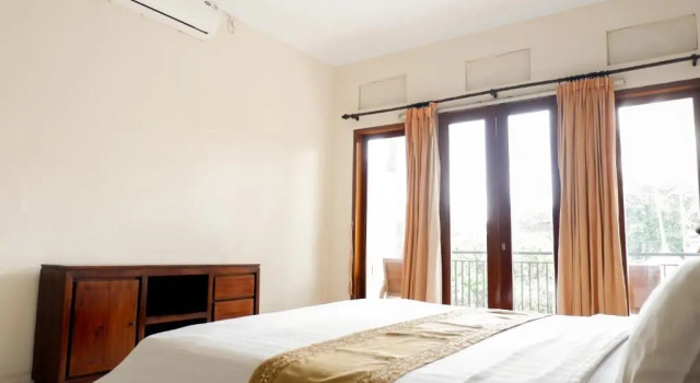 Двухместный номер Superior с балконом и с красивым видом из окна Puri Panca Jaya Hotel