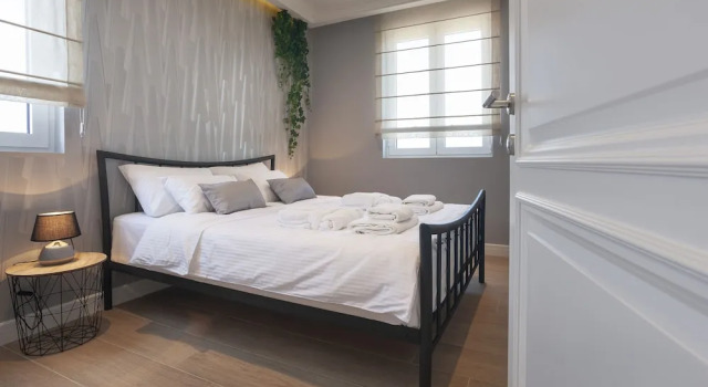 Апартаменты Comfort с балконом Dj City Vista Luxury Apartments