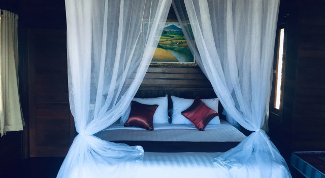 Sunday Huts Lembongan, Забронировать Отель «постель и завтрак» Отели провинции Бали с бассейном, Бассейн