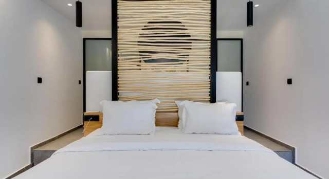 Полулюкс с красивым видом из окна Elements Cozy Suites Pyrgos