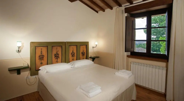 Il Borgo 16 in Assisi, Varaa Hotelli Valfabbrica Umbria