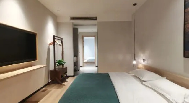 Семейный люкс Eight or nine residential rooms in East Lake