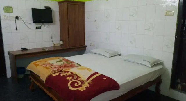 Iroomz Nama Residency, Rezerwuj Hotel Anantapur Andhra Pradesh