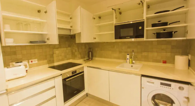 Апартаменты Executive Accra Luxury Apartments at Edge