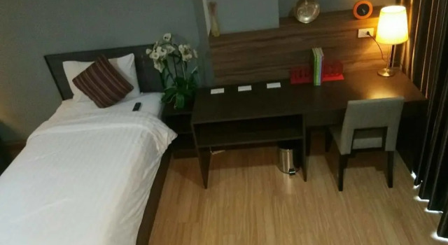 Одноместная студия с балконом VC Residence - Chon Buri
