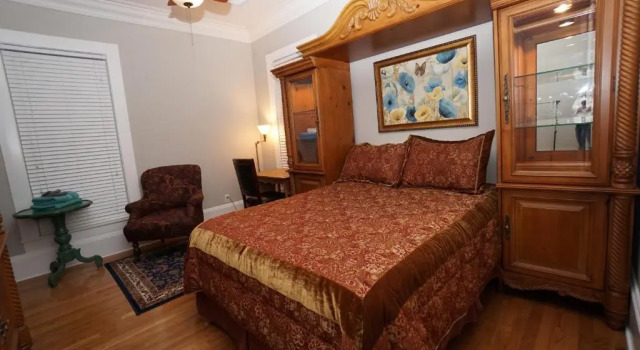 Номер Standard с балконом Paducah 1895 Washington Hotel