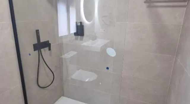 MS4 apartamentos Nervión para 6 personas, Забронировать Апартаменты/квартира Отели Севильи с бассейном, рядом с Palacio de Deportes San Pablo, Бассейн
