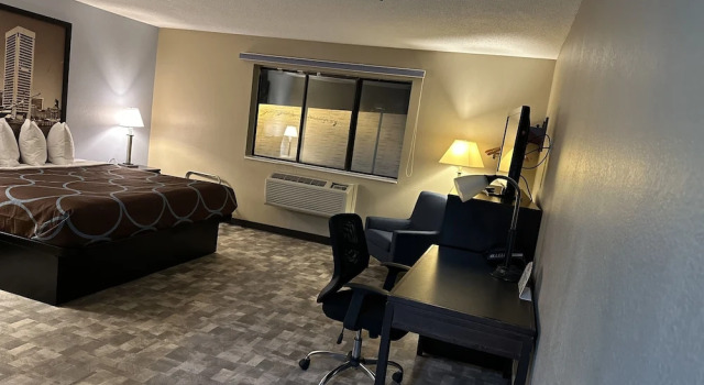Двухместный люкс Super 8 by Wyndham Baltimore/Essex Area