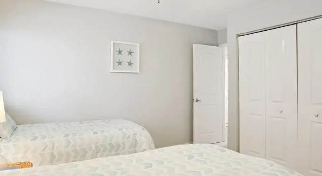 St Augustine Luxe Oceanfront - Free Tix, Rezerwuj Apartament Hotele w Saint Augustine Area z parkingiem, Parking