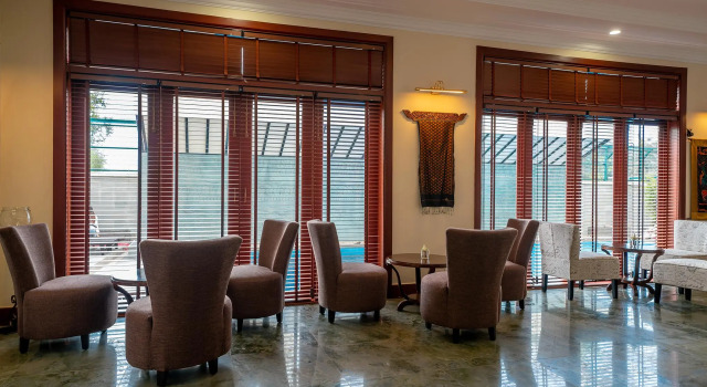 Hotel De La Renaissance, Забронировать Отель Сиемреап Провинция Сием-Рип, рядом с Siem Reap War Museum