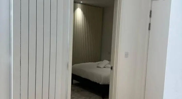 Impeccable 1-bed Apartment in London, Varaa Huoneisto Asunnot kohteessa Merseyside, Huoneisto