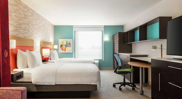 Четырёхместный люкс Home2 Suites By Hilton Milwaukee West
