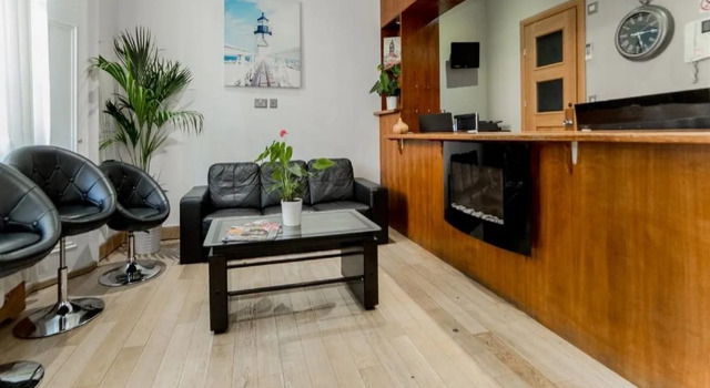Imperial Court Suites
