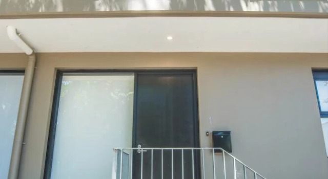 Townhouse Near The City Perfect Family Retreat, Забронировать Отель Ултимо 