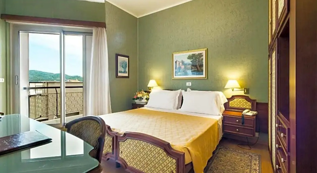 Номер Hotel Bellevue Et Mediterranée