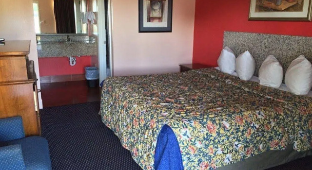 Deluxe Motel, Buchen Sie Motel Richmond Virginia