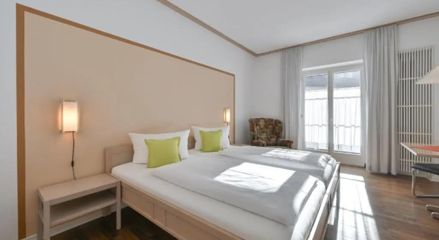 Двухместный номер Standard с балконом Gästehaus Sankt Ulrich