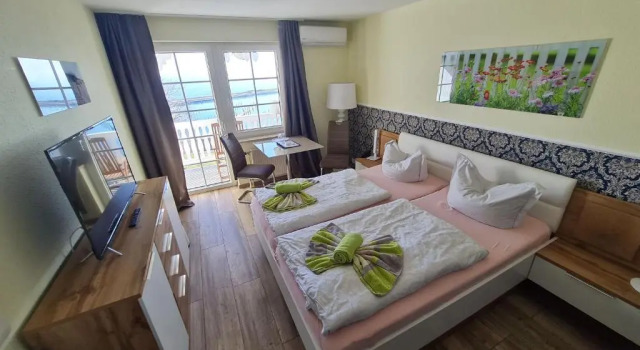 Двухместный номер Standard с балконом и с видом на море Hotel garni Waterkant