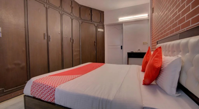 Ashu Bini Hospitality Gokul Dham Film City By OYO Rooms