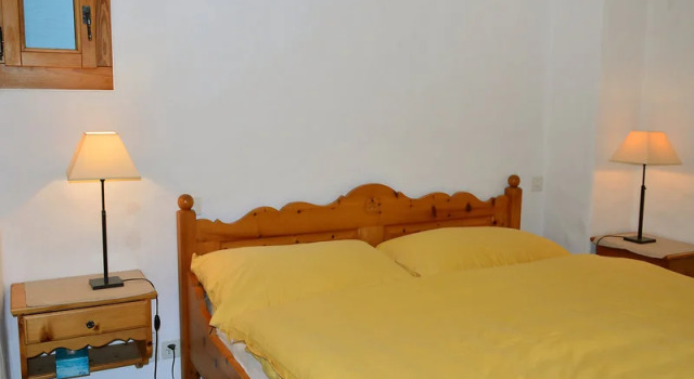 Chesa Trais Dschembras - Two Bedroom, Book Hotel St. Moritz Engadin