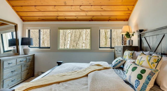 Lincoln Condo Rental w/ Shuttle Near Loon Mountain