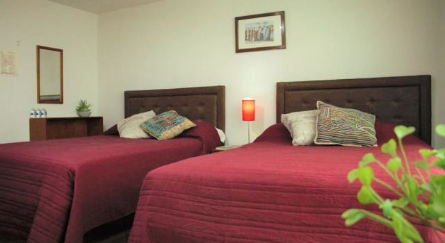 Четырёхместный номер Standard c 1 комнатой Hotel lit Guadalajara