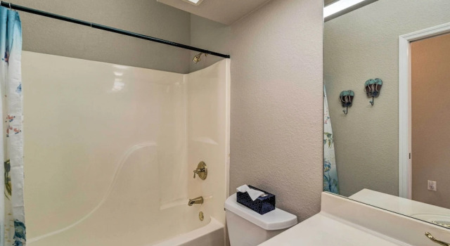 Коттедж Punta Gorda Hub w/ Pool, 2 Miles to Peace River!