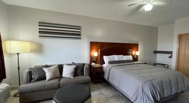Casa Rosa Inn, Забронировать Мини-отель Порт-Изабель Rio Grande Valley