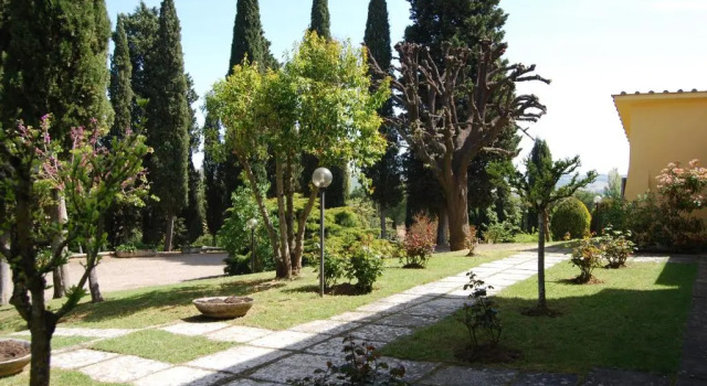 Вилла Poggio Falcone