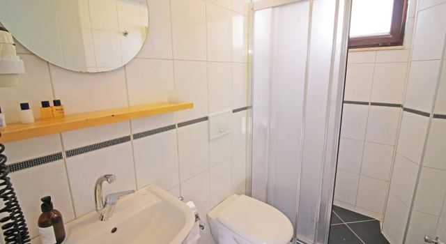 Standardowy dwuosobowy pokój Arsipel Hotel
