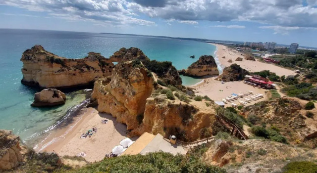 Апартаменты с видом на бассейн Portas do Sol Pool Portimao Apartment
