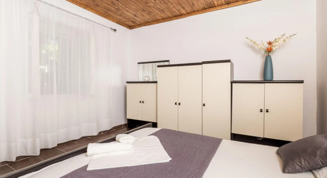 Apartman 1, Varaa Huoneisto Hotellit Kvarner Islands uima-altaalla, Uima-allas