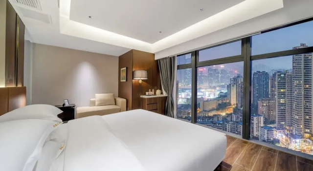 Номер Luxury Chongqing Junsheng Cloud River View