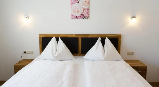 Апартаменты Hotel Laaxerhof