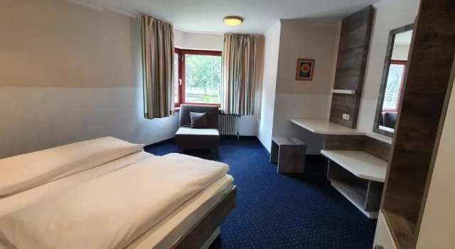 Четырёхместный номер Standard Central Hotel-Apart München
