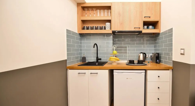 Апартаменты с балконом Rastoni Athens Suites near Acropolis at Tsatsou street