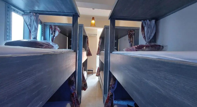 Кровать в общем номере (мужской номер) Carmine Hotel Dahab