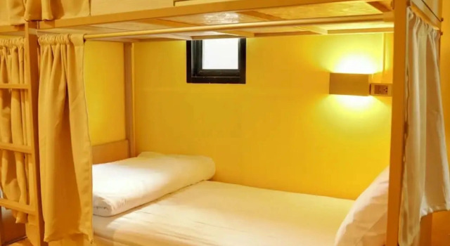 Bed & Beach Hostel Karon, Забронировать Хостел Ban Karon остров Пхукет