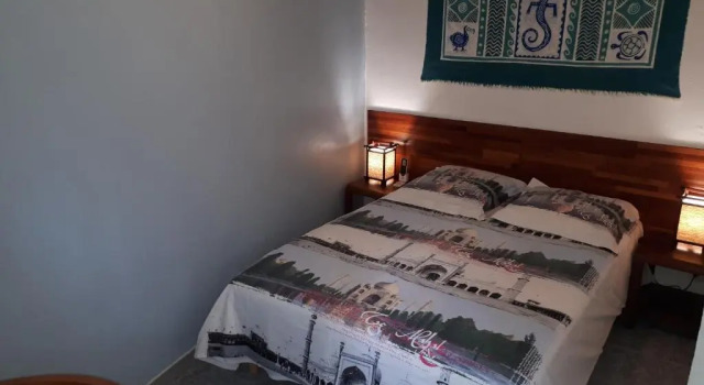 Les Anones, Book Hotel Hotels in Saint-Paul with Parking, Parking