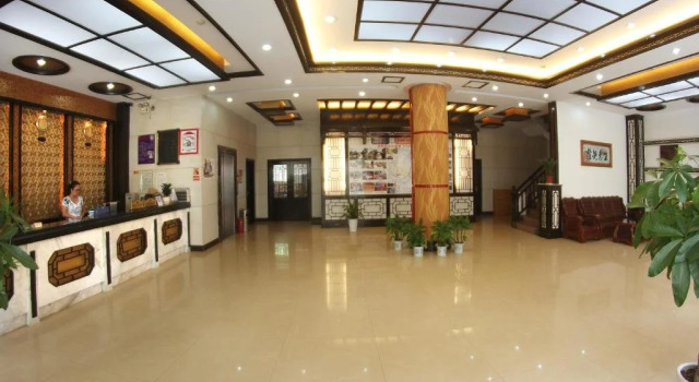 Yangshuo Moonlight Holiday Inn, Забронировать Отель Отели Яншо 3 звезды, рядом с Парк Яншо, 3*