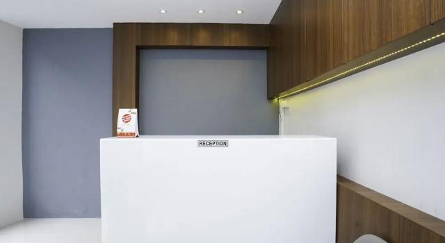 F7 Residence by OYO Rooms, Rezervați Hotel Surabaya East Java, aproape de City of Tomorrow Mall