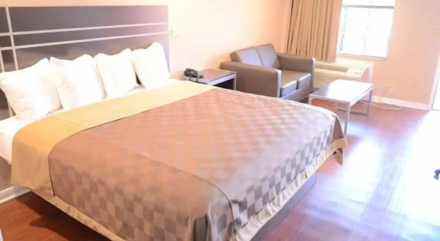 Номер Standard Regency Inn & Suites By Capital O Houston IAH Airport
