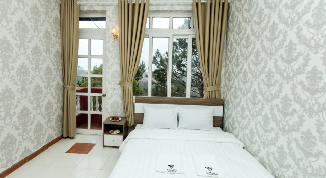 Adamas Villa Dalat, Buchen Sie Villa Hotels in Lam Dong mit Pool, Schwimmbad