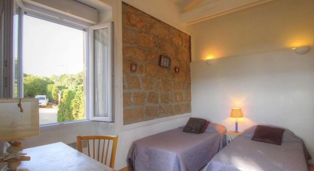 House With 2 Bedrooms in Pietrosella, With Wonderful sea View, Enclosed Garden and Wifi, Varaa Hotelli Pietrosella 