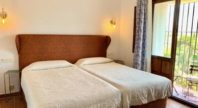 Двухместный номер с балконом Hotel Don Miguel